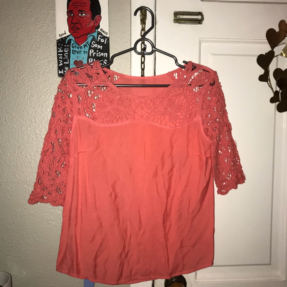 Coral lace sleeve top size small